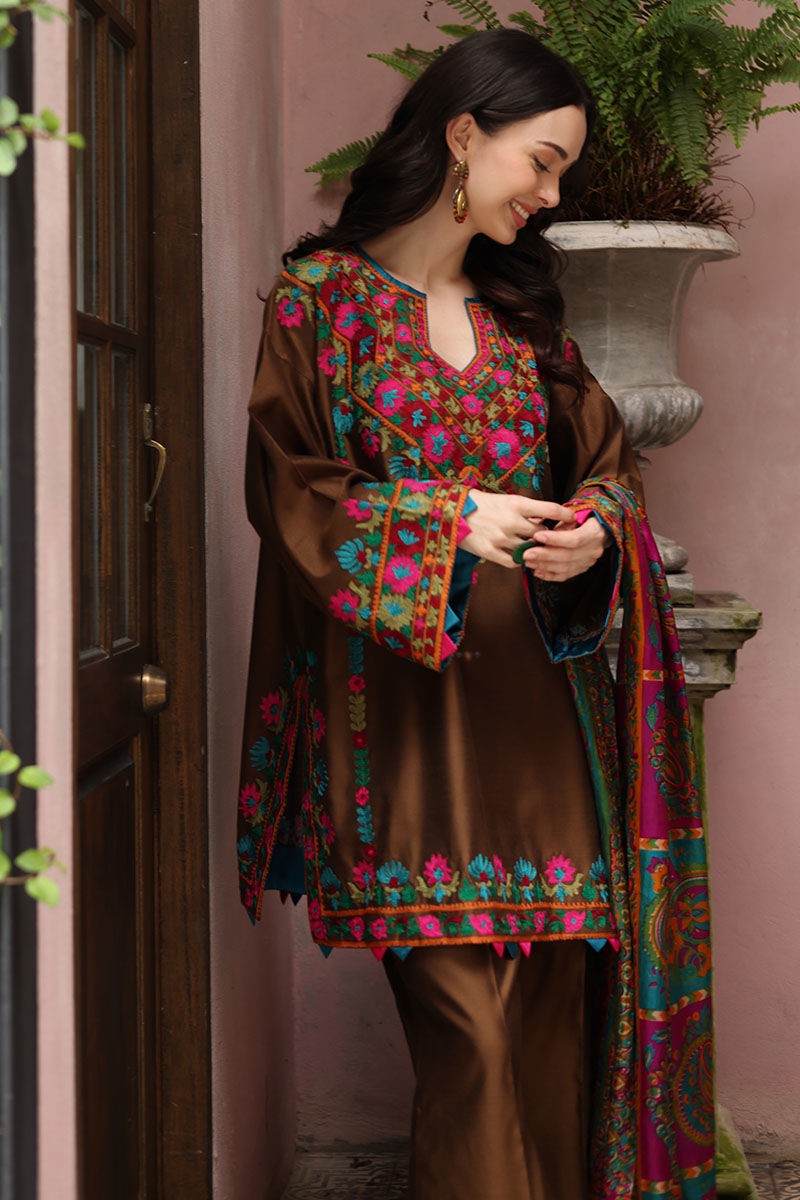 Sapphire - Lawn 3 Piece Embroidered Dress - VL1147