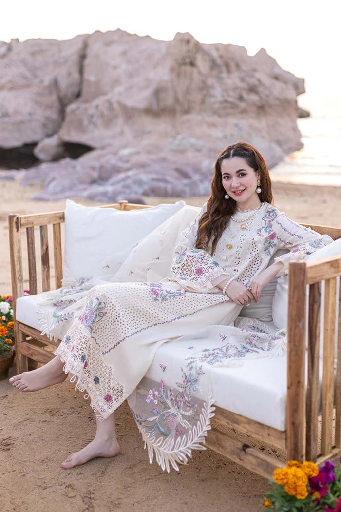 Chikenkari Qalamkar Embroidered Lawn Three Piece VL836