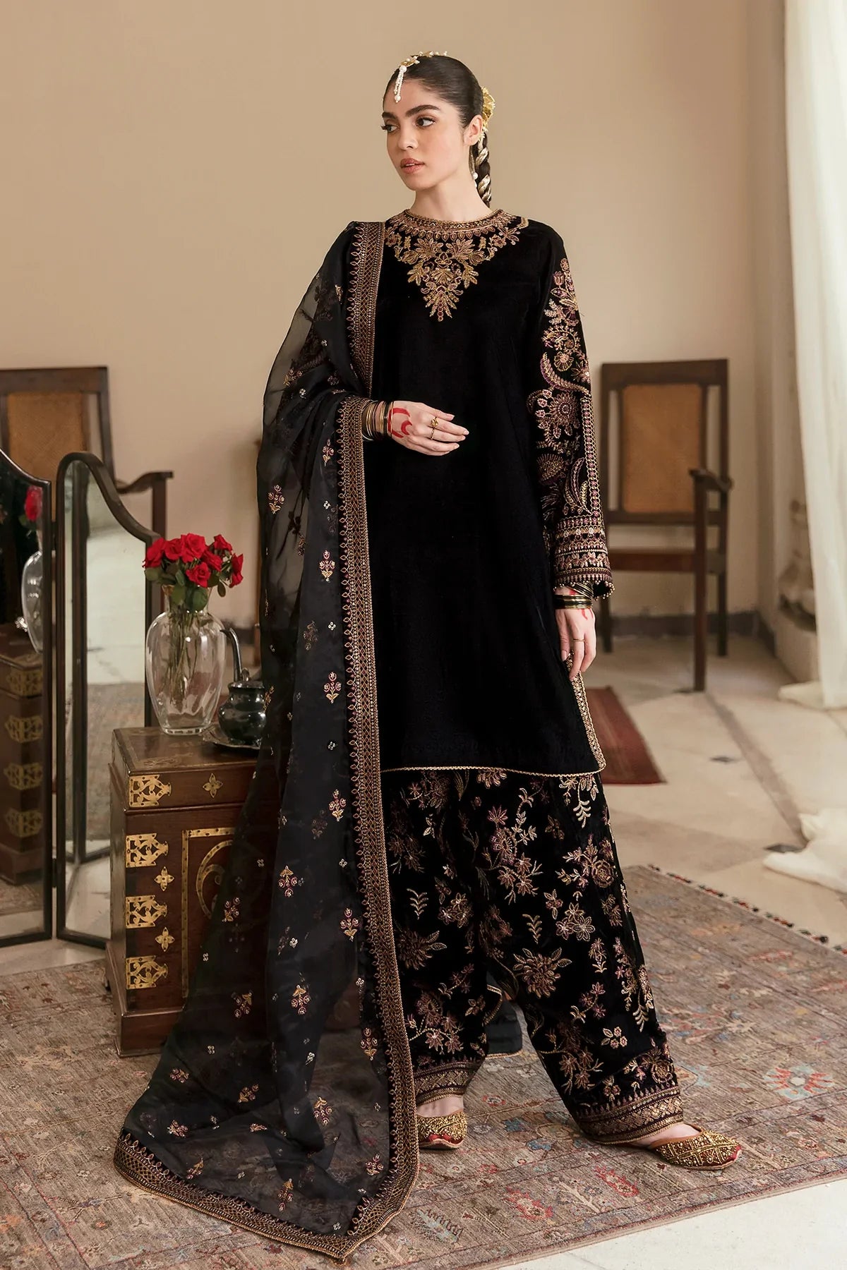 VL621 Embroidered sequence Velvet Dress With Organza sequence embroidered Dupatta