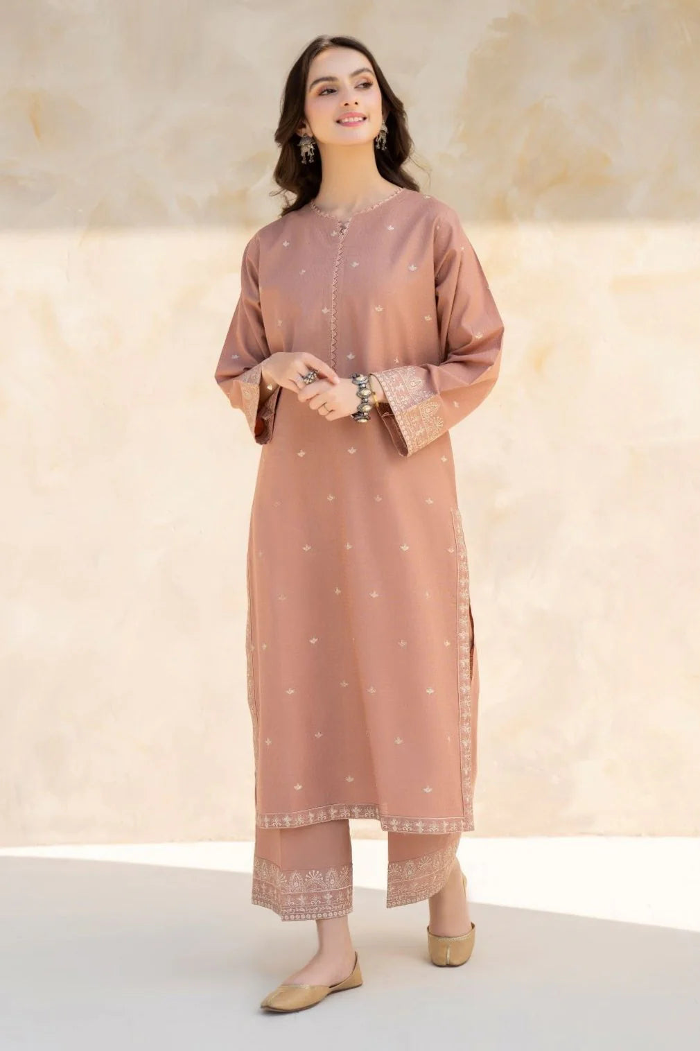 Zara shahjahan 2Pc Embroidered Lawn Suite With Fully Embroidered trouser VL924