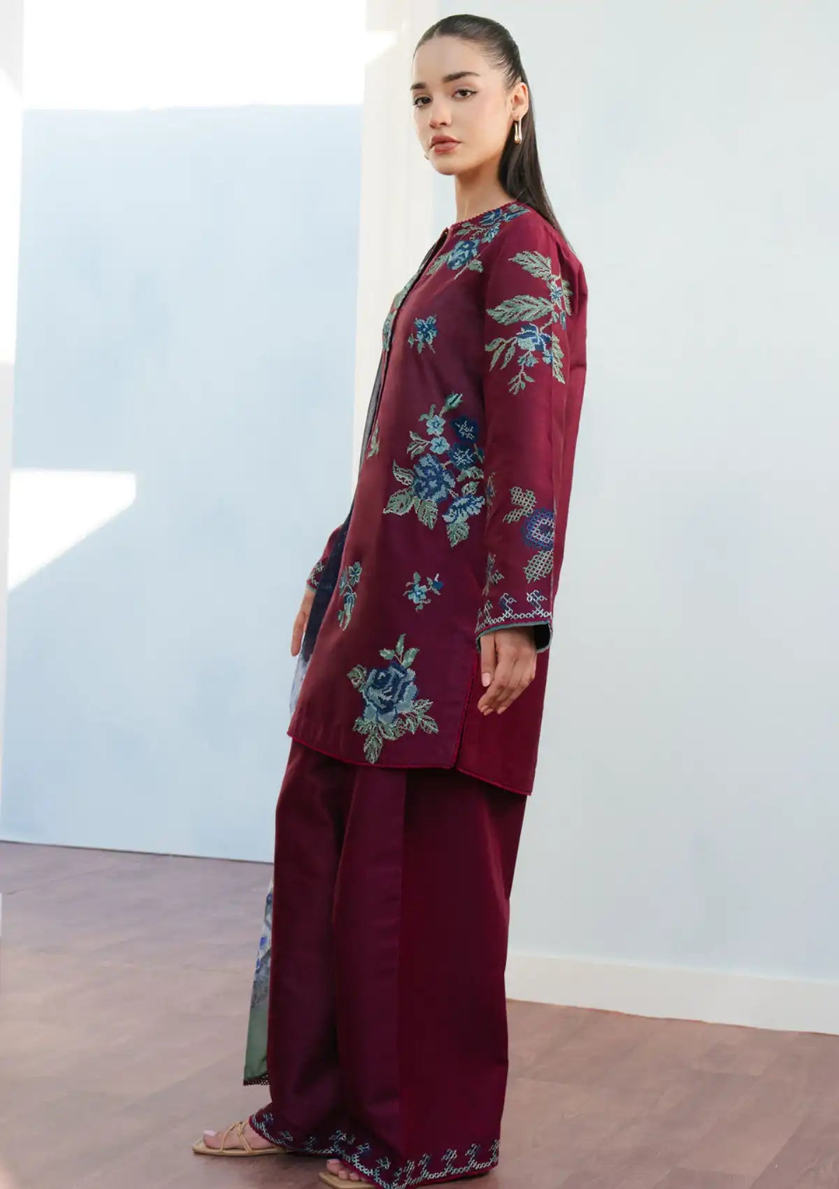 Baroque - 3PC Lawn Embroidered Suit - VL1052