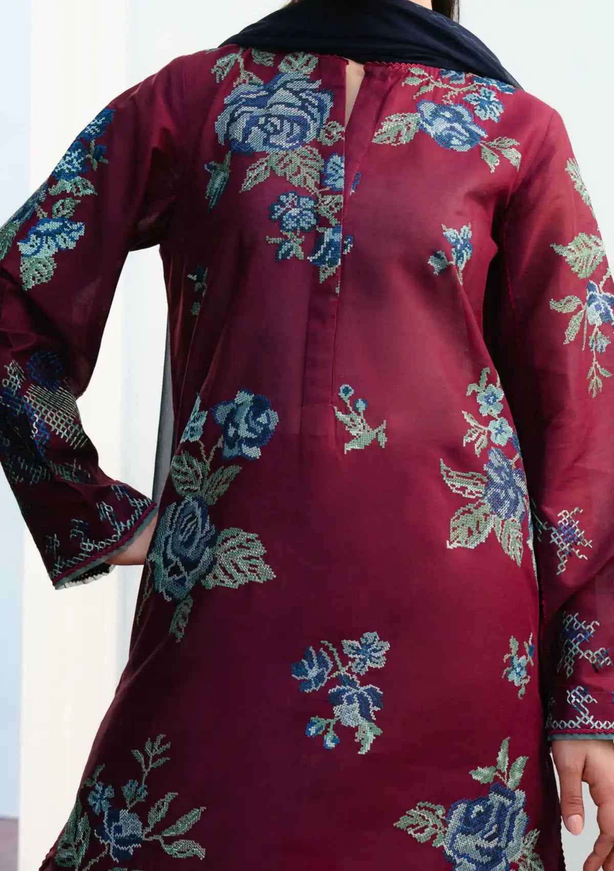 Baroque - 3PC Lawn Embroidered Suit - VL1052