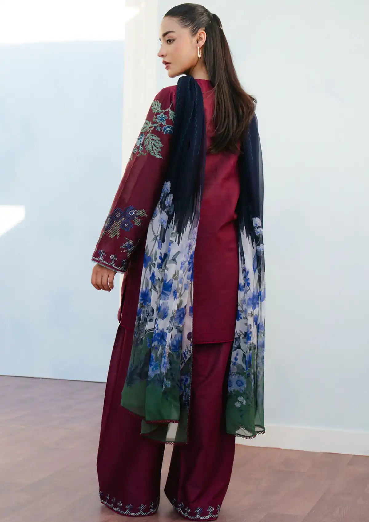 Baroque - 3PC Lawn Embroidered Suit - VL1052