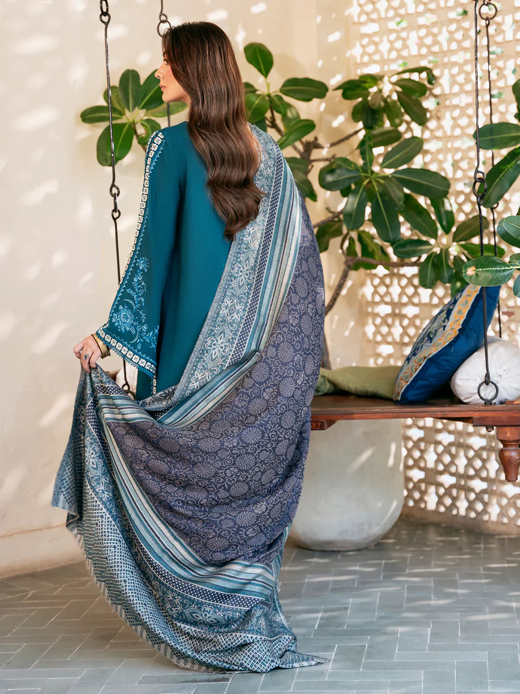 izel - Winter 3PC Dhanak Embroidered Suit - VL1226