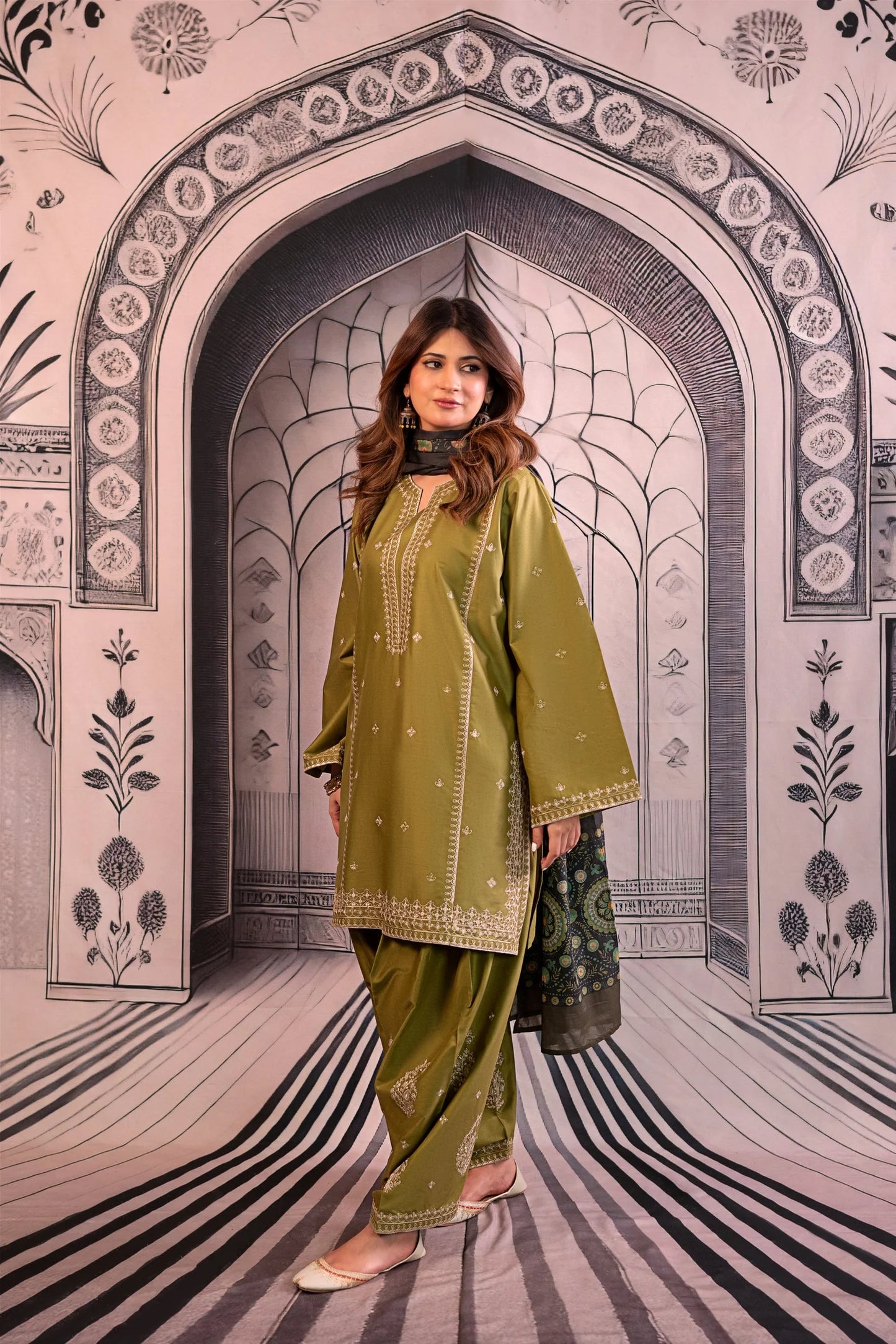 URGE-3PC DHANAK EMBROIDERED SUIT - zab1131