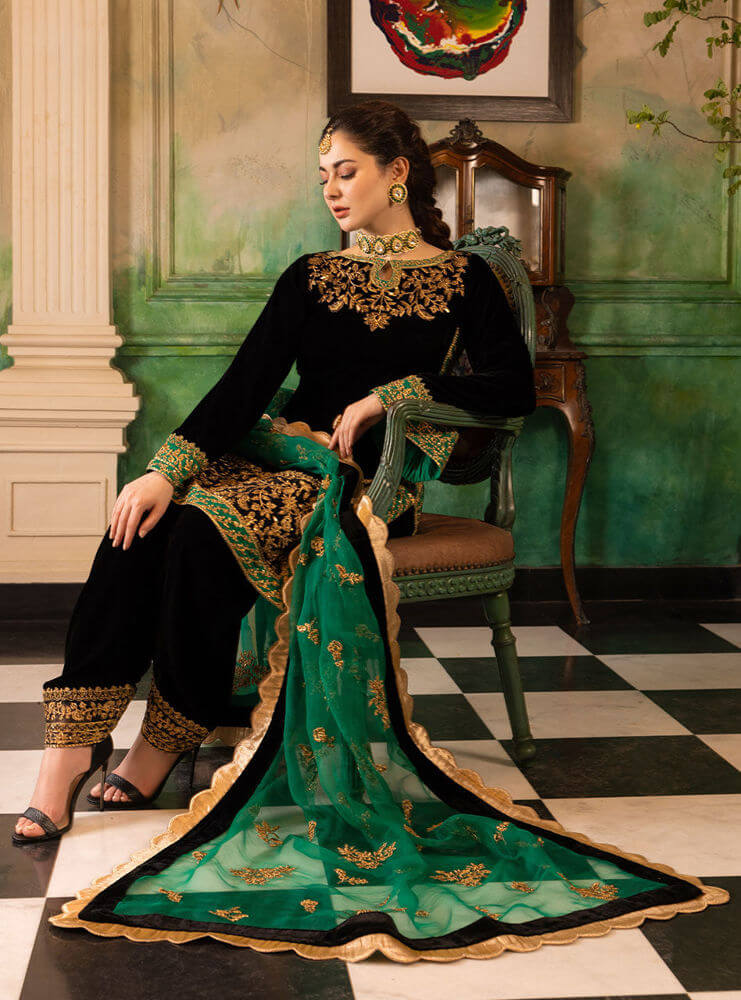 VL953 3-Piece Unstitched Heavy Embroidered Velvet Suit ( Four Sided Embroidered Organza Dupatta )