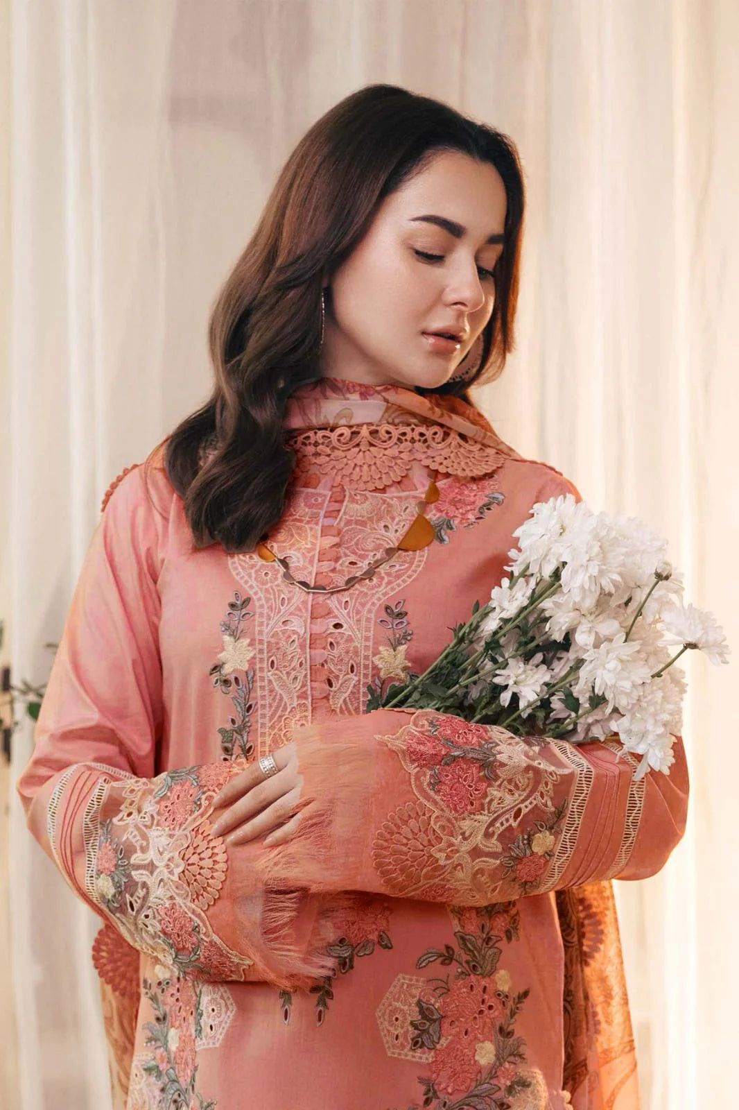Zara Shahjahan - 3-PC ChickenKari EMBROIDERED SUIT - VL1028