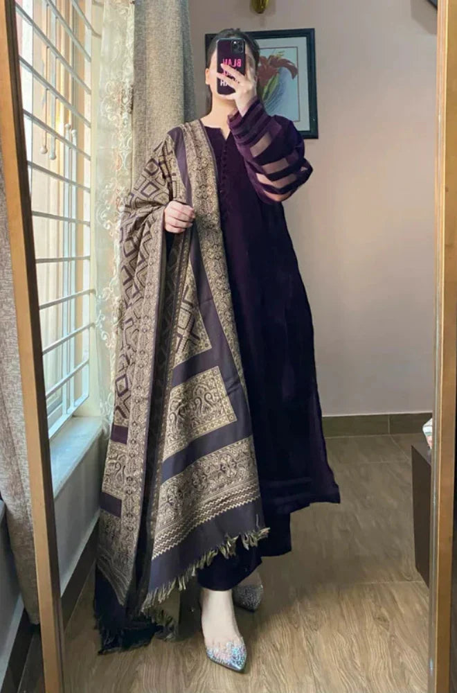 VL 1403 - Velvet Dress with Printed Dhanak Shawl