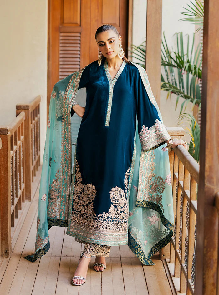 Zainab Cottani - 3-Piece Unstitched Heavy Embroidered Velvet Suit - VL943