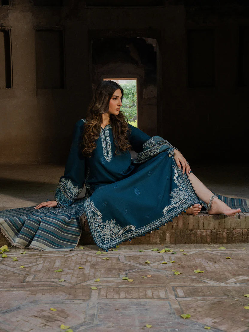 IZEL LUXURY UNSTITCHED WINTER DHANAK EMBROIDERED 3PC - VL1222