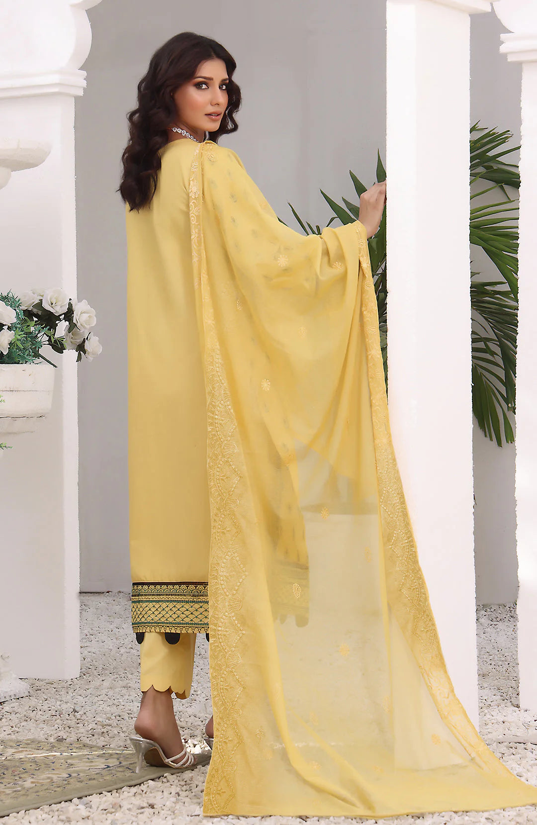 VL793 3PC Lawn Embroidered Shirt With Chiffon Embroidered Dupatta