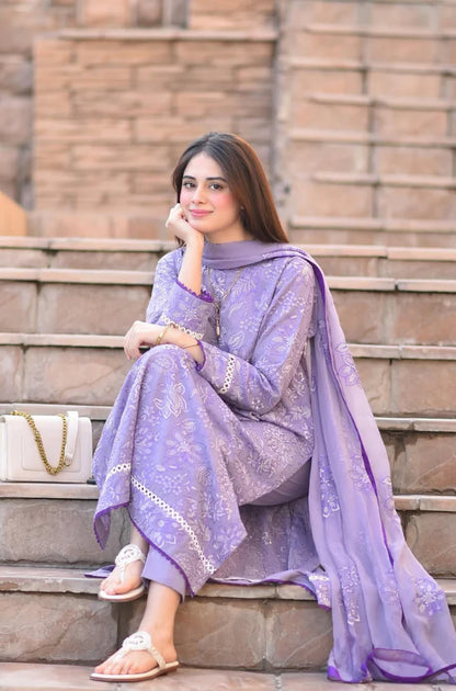 Breeze- 3PC Lawn Embroidered Suit - VL928