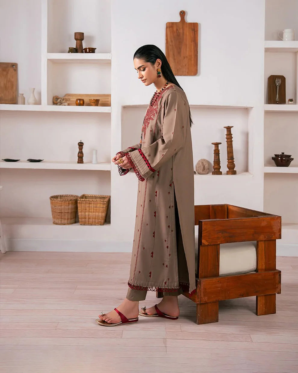 Baroque - 3PC Dhanak Embroidered Suit - VL1183