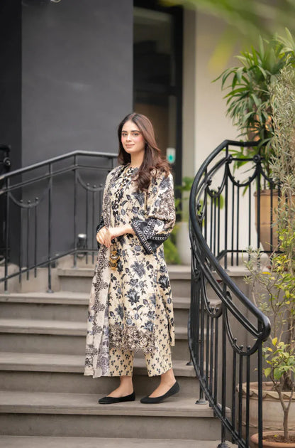 Sapphire - Winter 3PC Karandi Digital Print Dress - VL1171