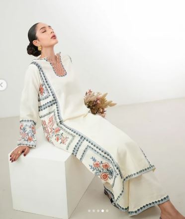 Zaib, unstitched 2 piece embroidered summer suit. VL898
