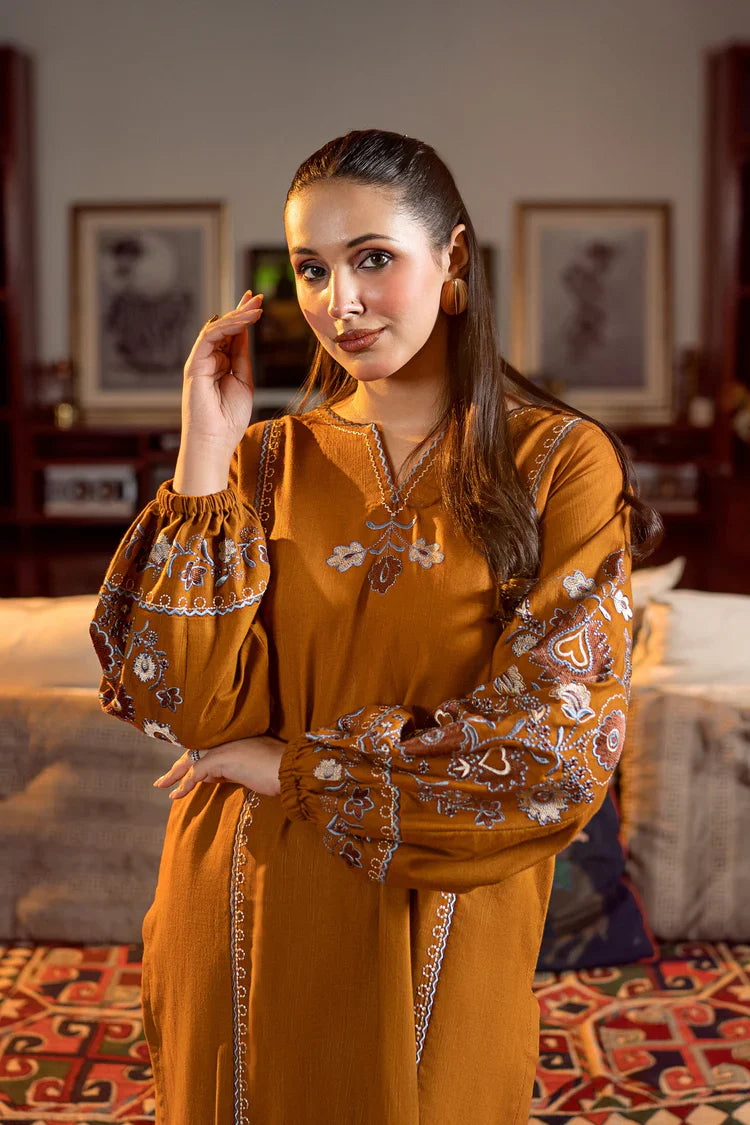 Urge - 2PC DHANAK EMBROIDERED SHIRT AND EMBROIDRED SLEEVES -VL1260