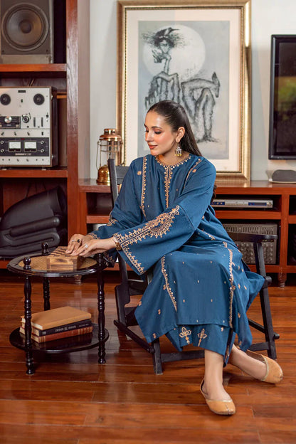 Urge 2Pc Embroidered Lawn Suite With Fully Embroidered trouser VL1290