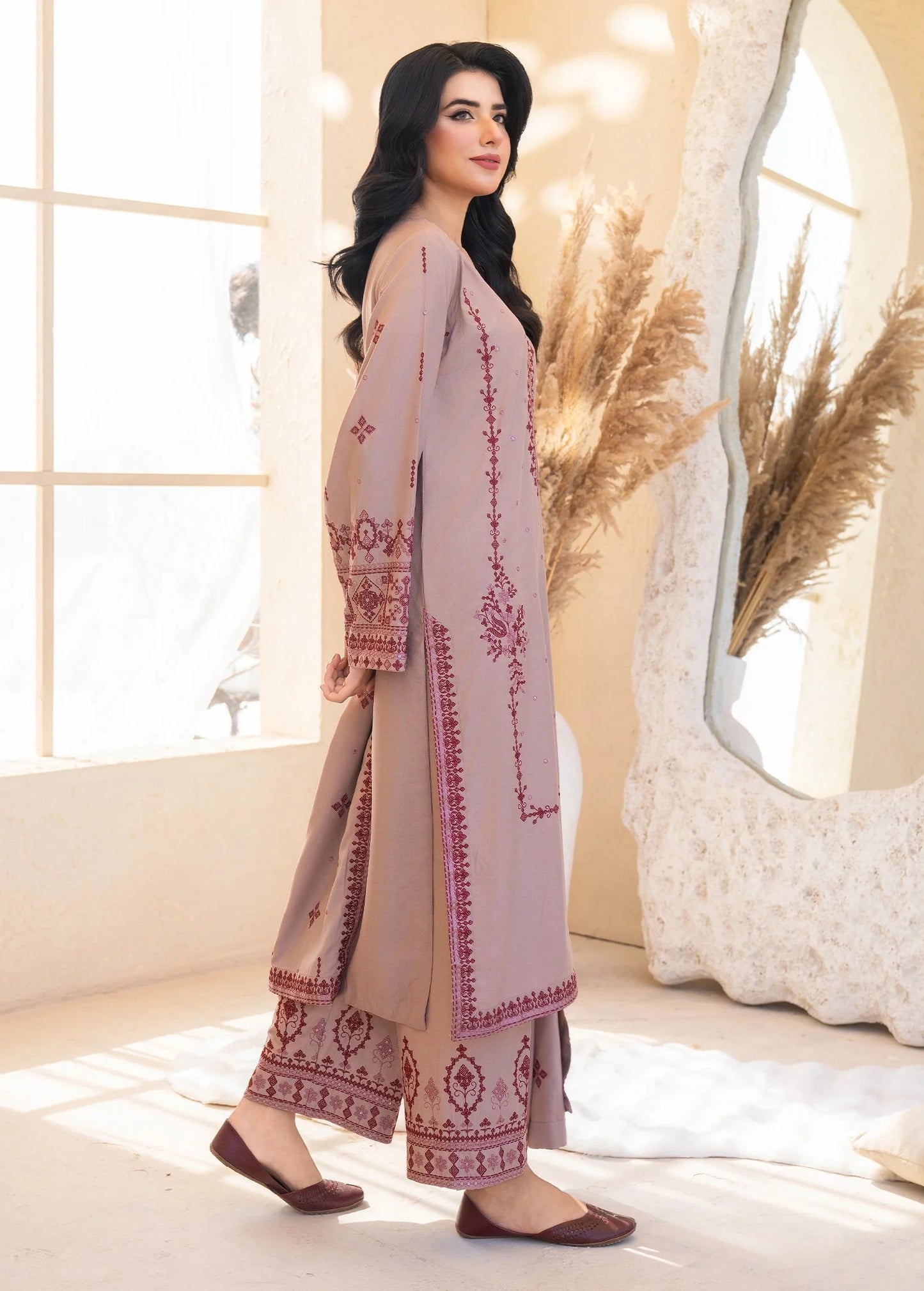 Veezal - Lawn 3PC Embroidered Suit - VL1398