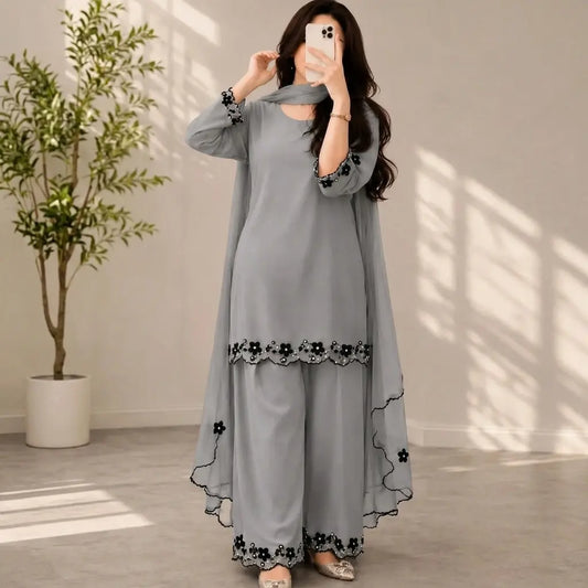 Bunaai - Winter-3PC Shamooz Silk Embroidered Suit - VL 1667