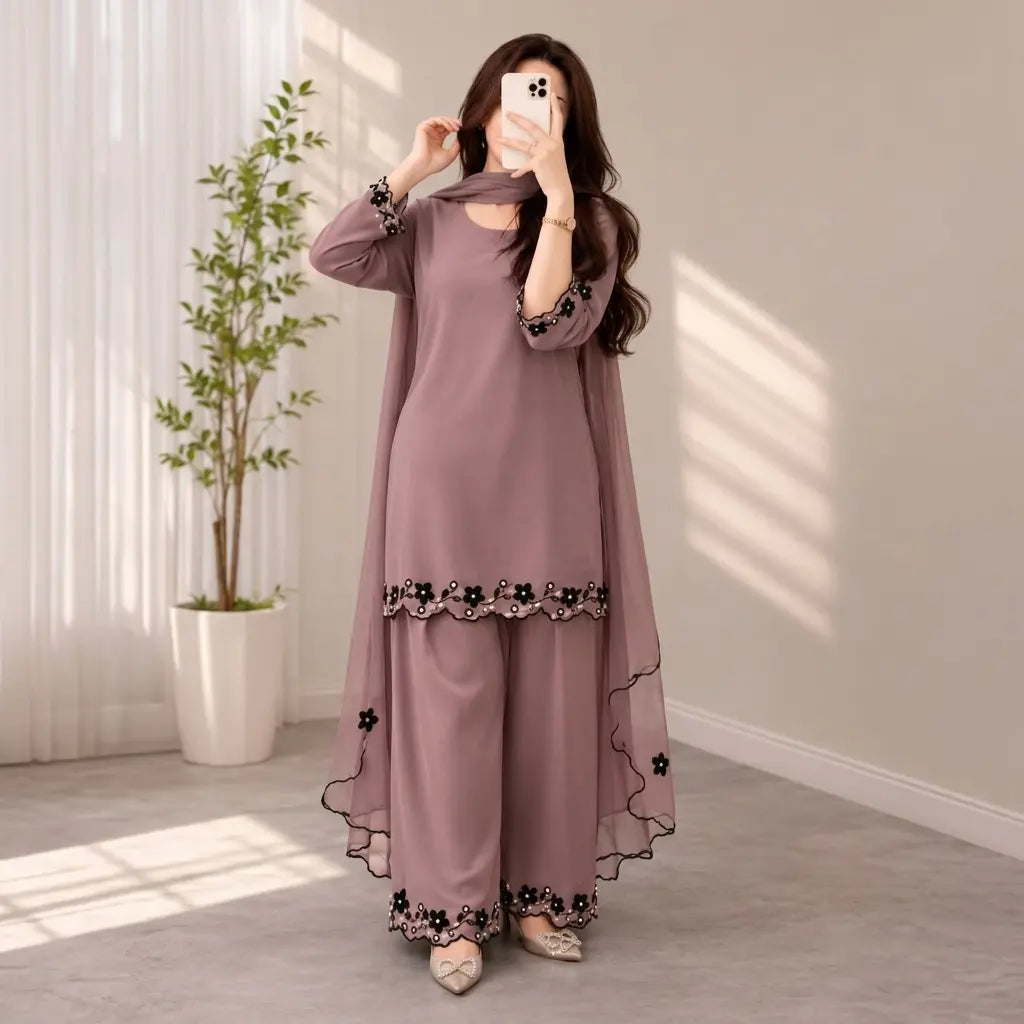 Bunaai - Winter-3PC Shamooz Silk Embroidered Suit - VL 1673