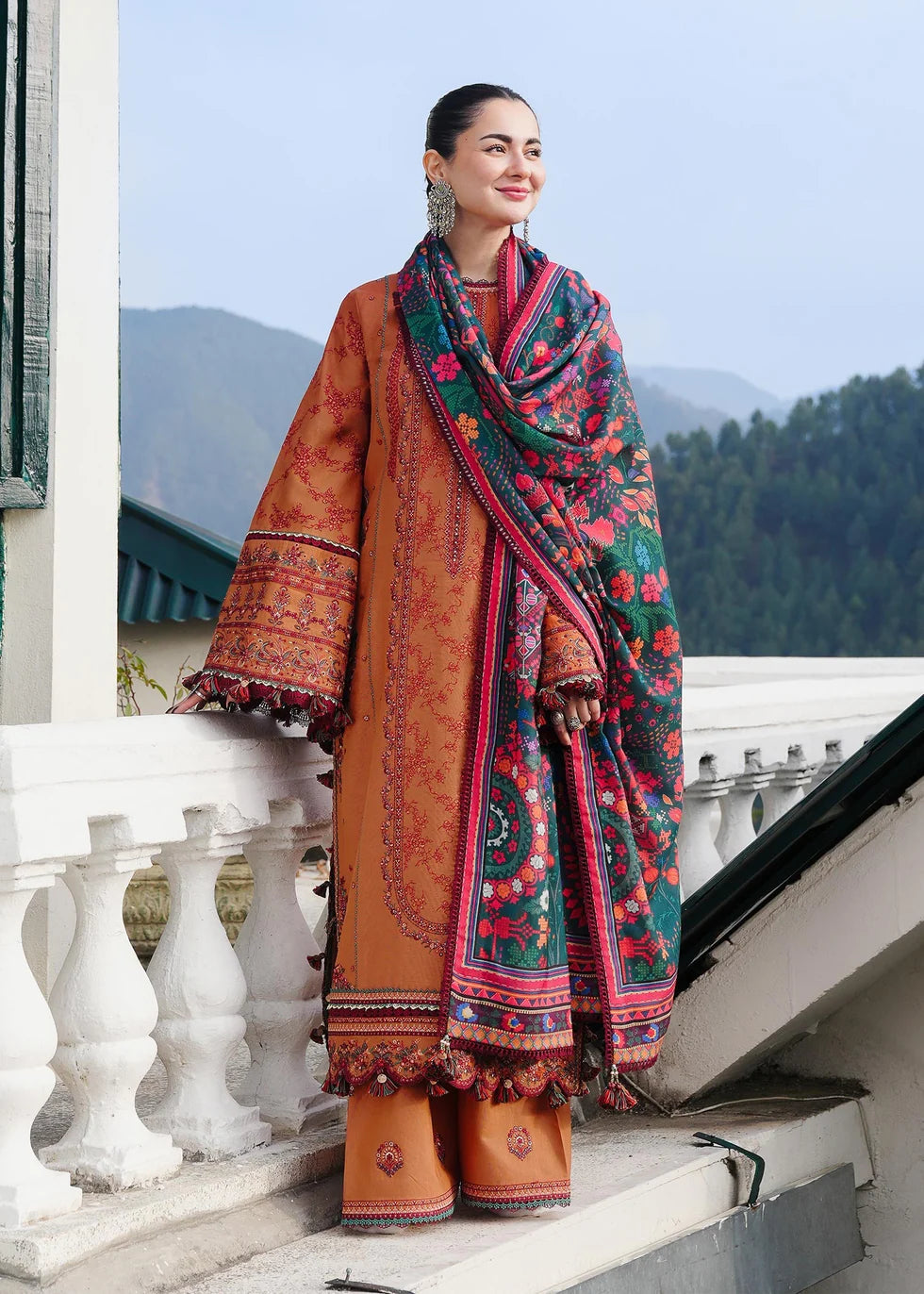 Hussain Rehar - 3PC Dhanak Chickenkari Embroidered Suit - VL1137