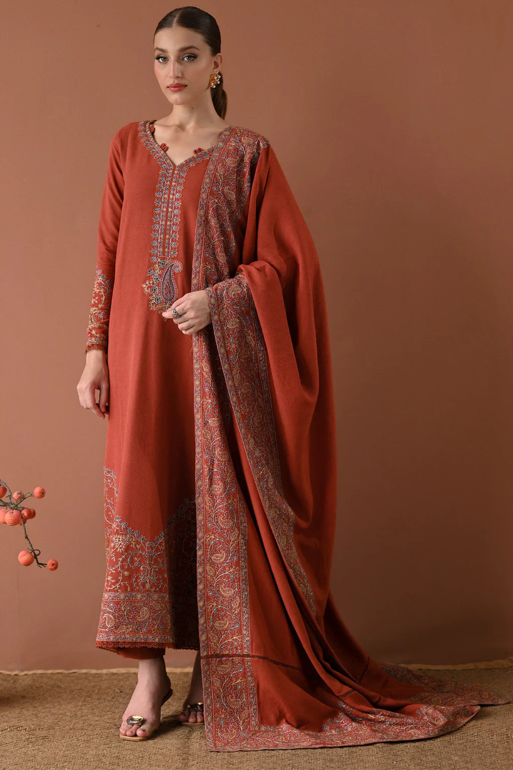 Izel - DHANAK EMBROIDERED SHIRT WITH DHANAK EMBROIDERED SHAWL - VL1269