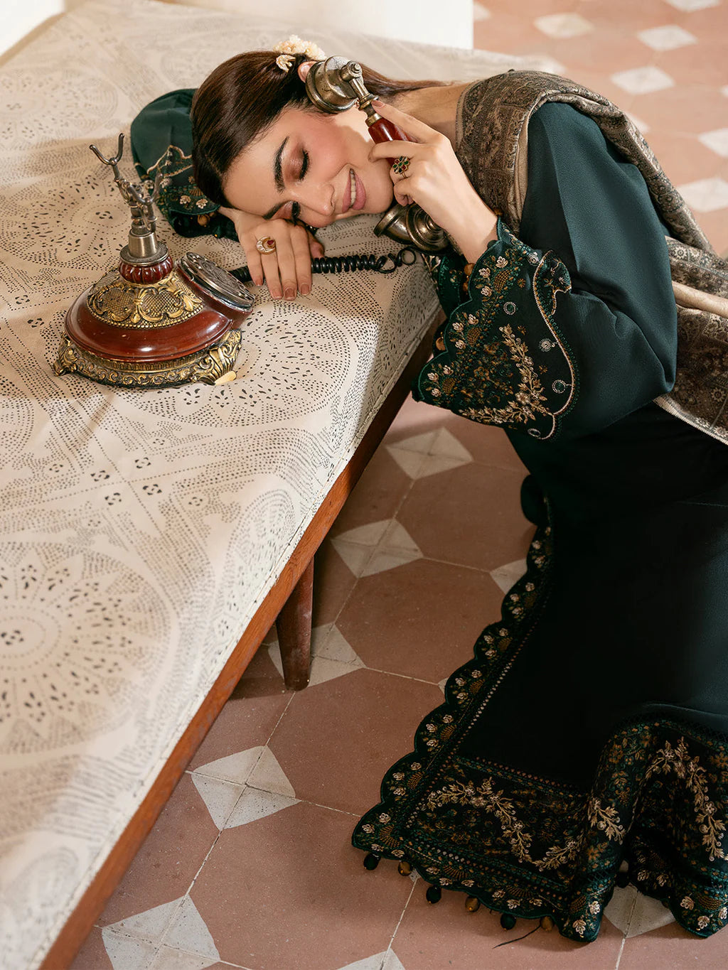 IZEL-3PC DHANAK EMBROIDERED SHIRT WITH COURTRAI WOOL PRINT SHAWL - VL1253