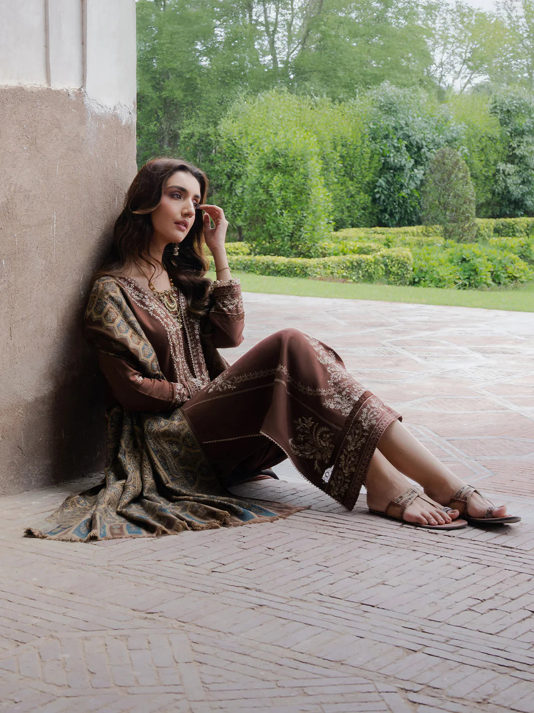 izel - Winter 3PC Dhanak Embroidered Suit - VL1247