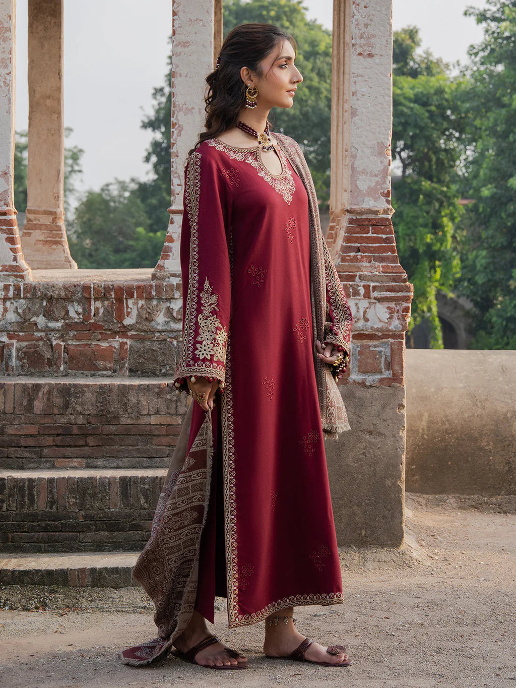 IZEL- DHANAK EMBROIDERED SHIRT WITH WOOL PRINTED SHAWL - VL1231