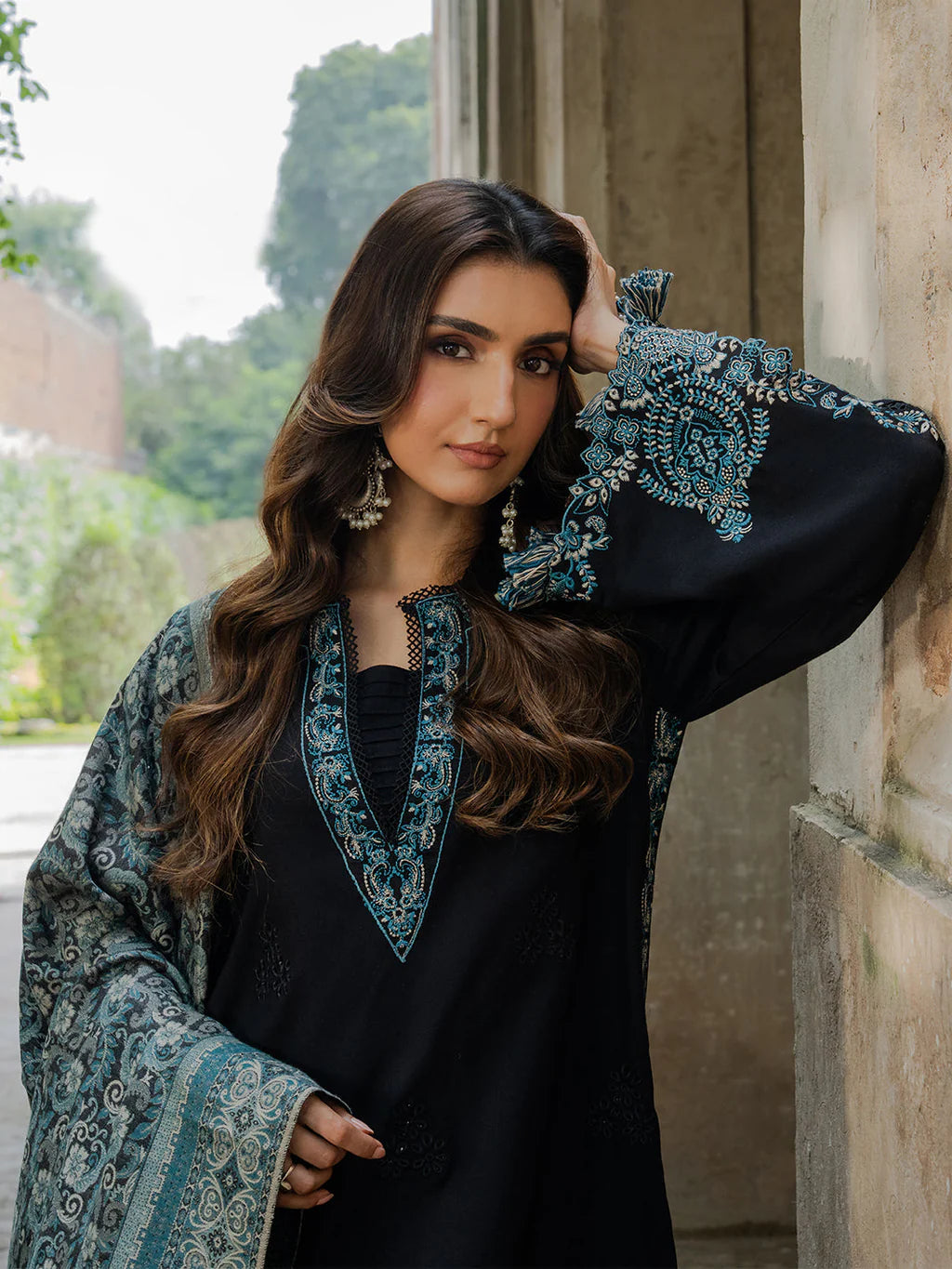 IZEL LUXURY UNSTITCHED WINTER DHANAK EMBROIDERED 3PC - VL1222/2
