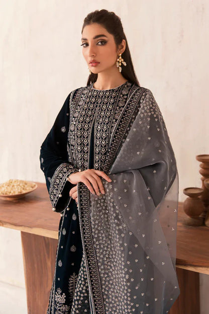 VL962 Winter Unstitched 3PCs Velvet Embroidered Dress With Embroidered Organza Dupatta