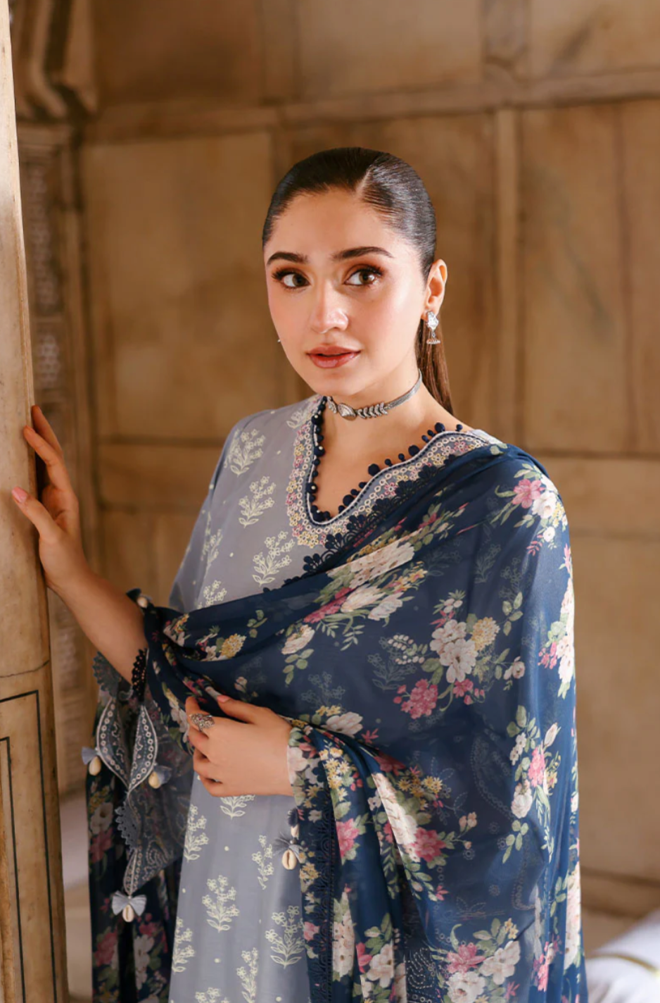 Mushq - 3PC LAWN HEAVY CHIKENKARI EMBROIDERED SUIT - VL1438
