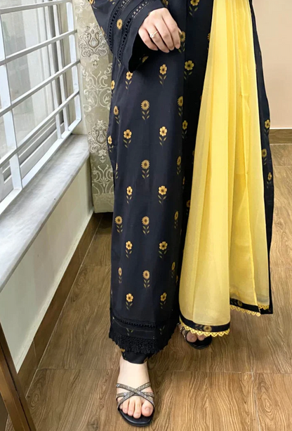 Khaadi - Summer 3PC Lawn Digital Printed Dress - VL1442
