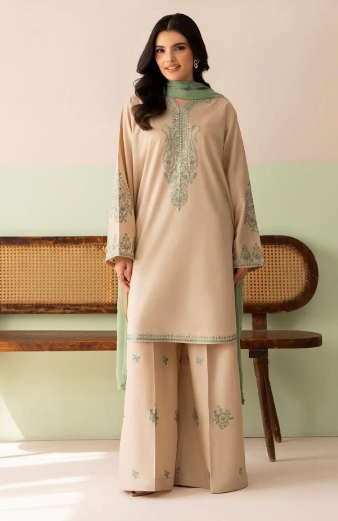 Limelight - Summer-3PC Lawn Embroidered Suit - VL1458