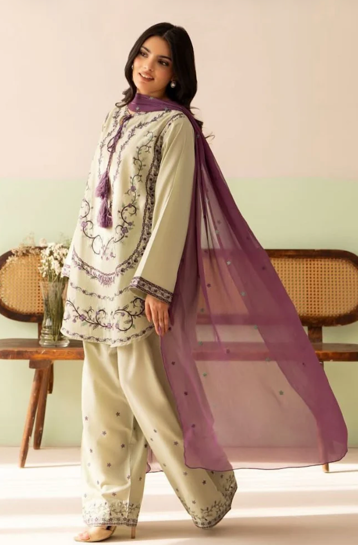 Baroque - Summer-3PC Lawn Embroidered Suit - VL1468