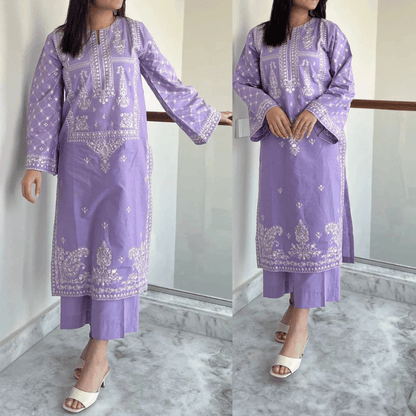 Sapphire 2Pc Embroidered Lawn Suite With Fully Embroidered trouser VL917