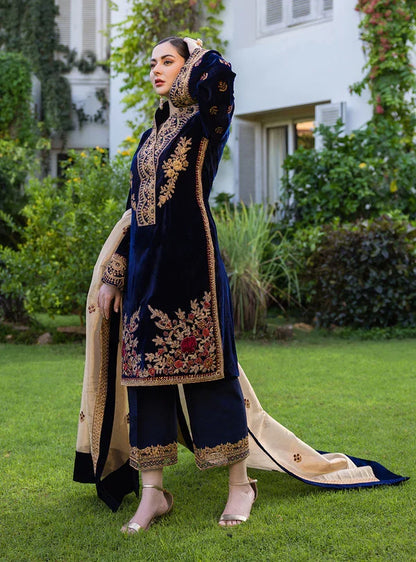 VL 1660 Jazmin - Winter Embroidered Velvet 3piece Suit