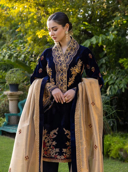 VL 1660 Jazmin - Winter Embroidered Velvet 3piece Suit