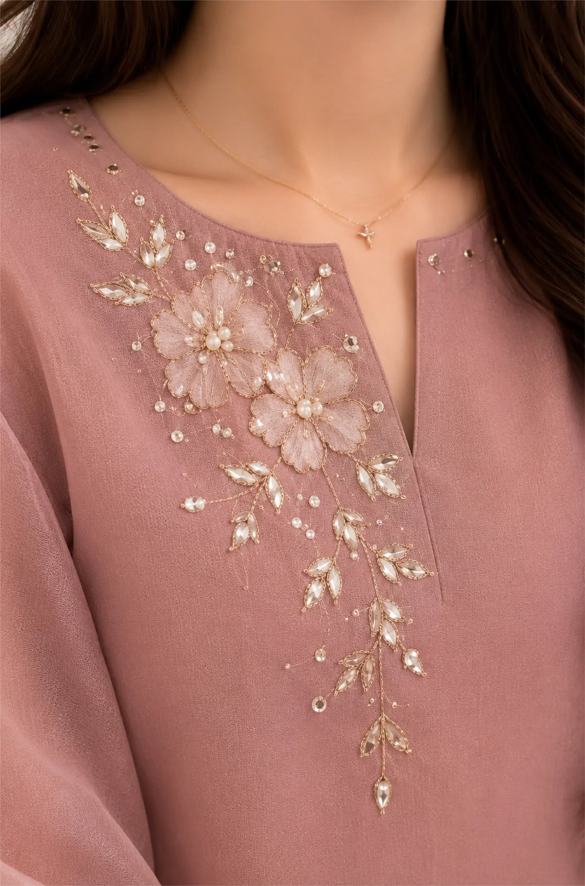 Bunaai - Winter -3PC Silk Embroidered Suit - VL 1664