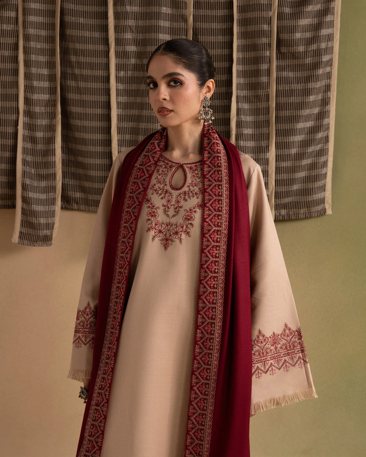 Ziva - Winter 3PC Dhanak Embroidered Suit - VL 1651