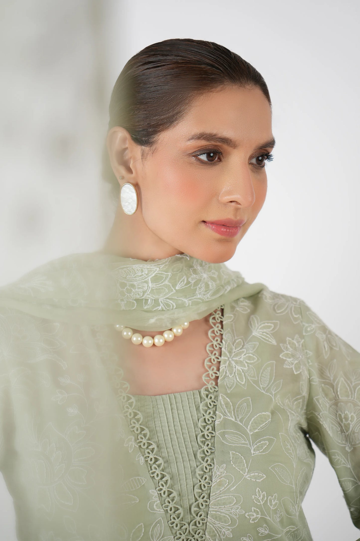 Bin ilyas - Summer 3PC Lawn Embroidered Suit - VL1276