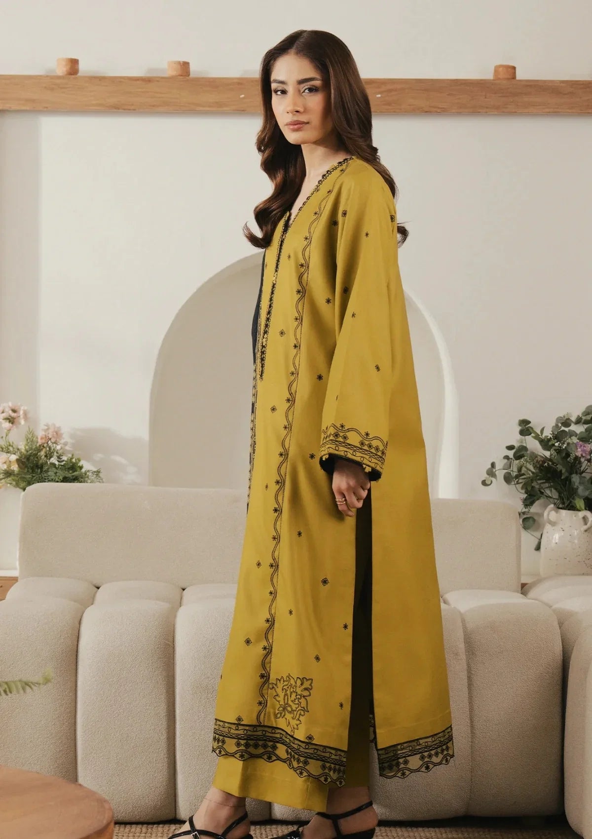 Winter 3PC Dhanak Embroidered Suit - VL1607