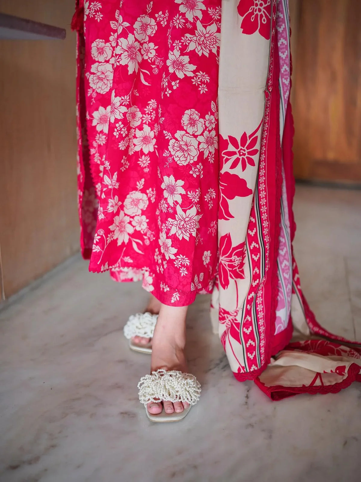 Sapphire - Winter 3PC Karandi Digital Print Dress - VL 1632