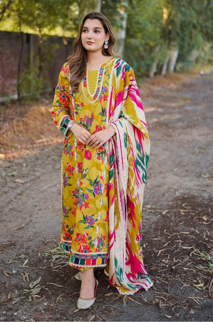 Winter 3PC Karandi Digital Print Dress - VL 1633
